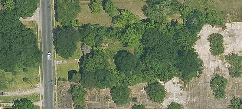 Concrete-Surfaced Commercial Land