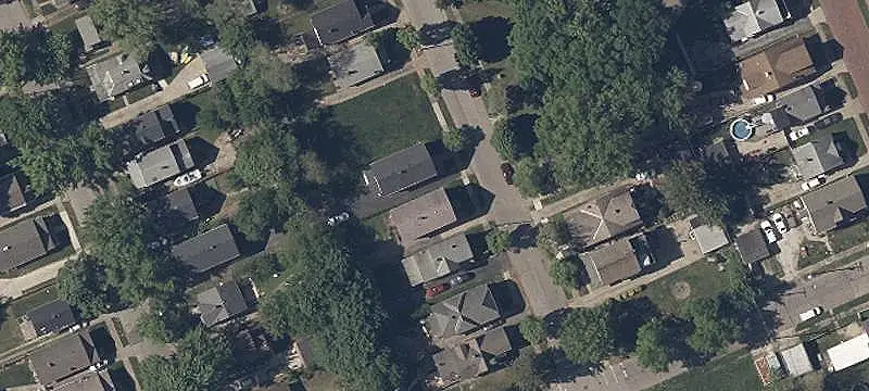 Duplex with Driveway