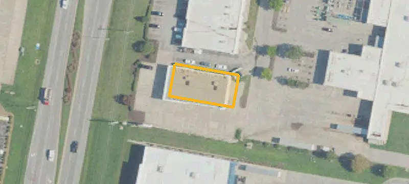 End-Cap Storefront Property