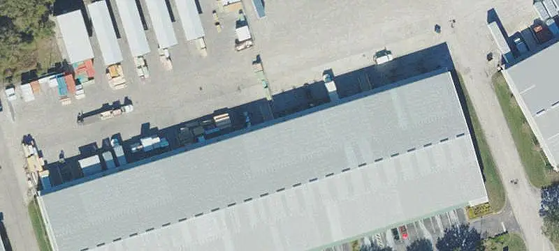 Dock-High Warehouse Space