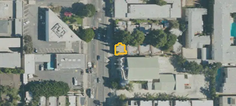 Gated 10-Unit Bungalow Apartment Property