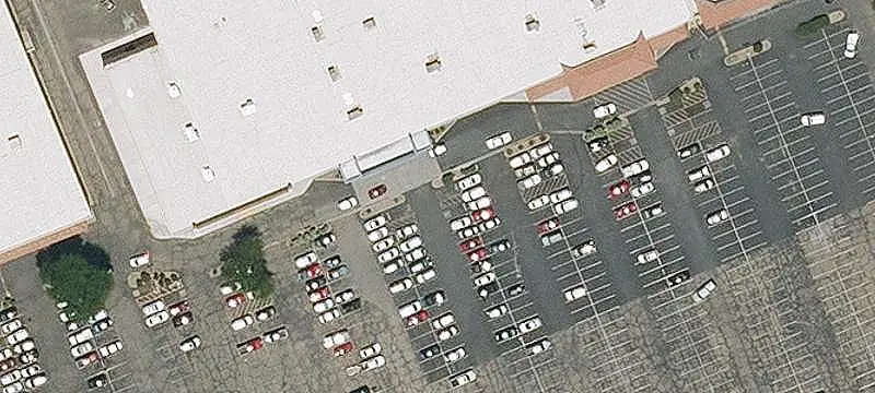 Mariposa Shopping Center