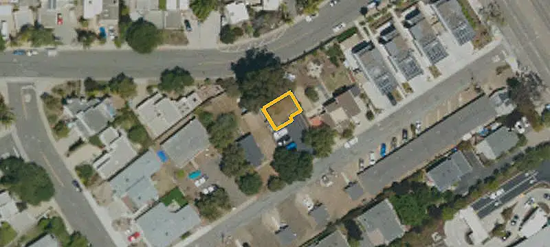 Updated Duplex with Fenced Yards