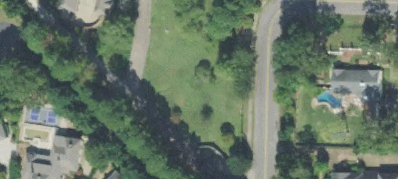 Land / Land