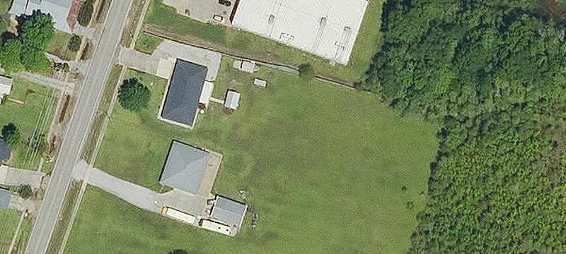 Highway-Connected Commercial Land