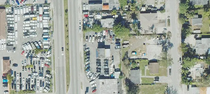 Single-Story Retail Strip