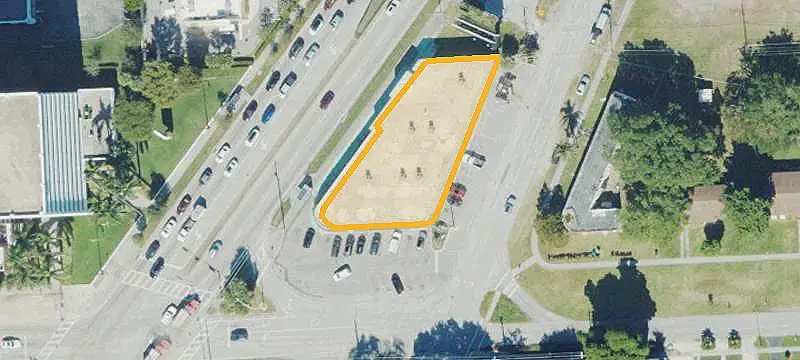 Signalized-Corner Commercial Land