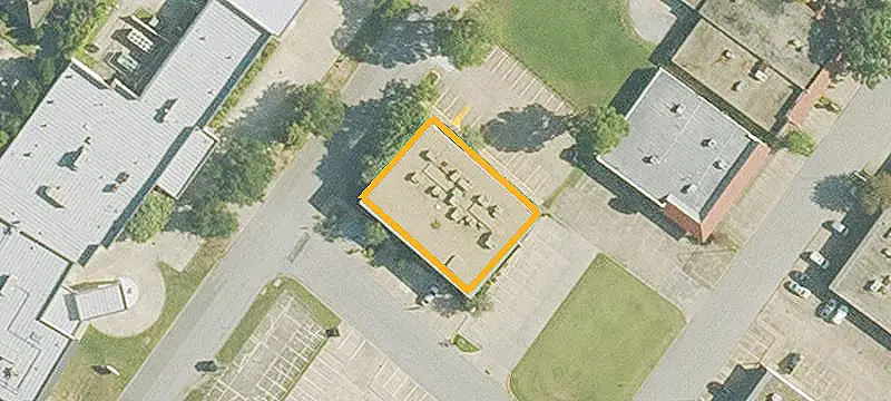 Ground-Level Office Unit