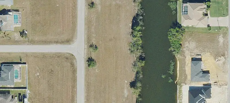 Lots/Land