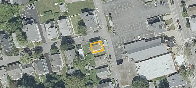 Updated Triplex with Downtown Access