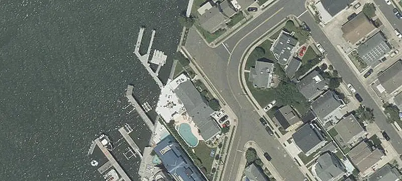 LOTS/LAND / 10,001 to 20,000 SQFT