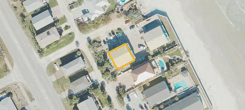 Oceanfront 10-Unit Apartment Complex