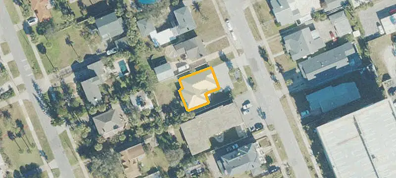 Renovated Duplex Near the Beach