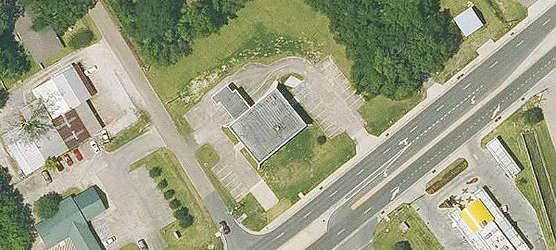 Leased Storefront Retail Building