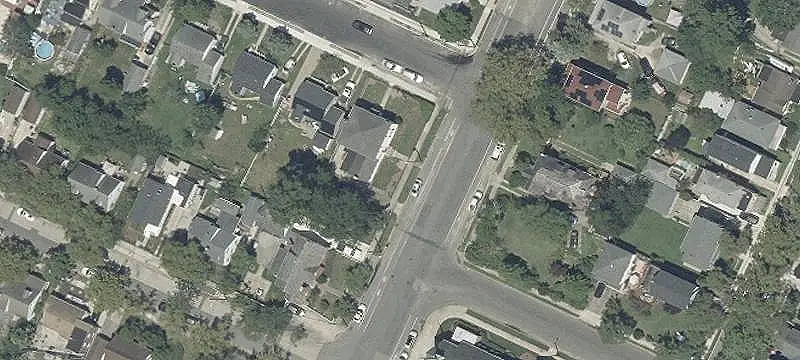Duplex with Renovated Upper Unit