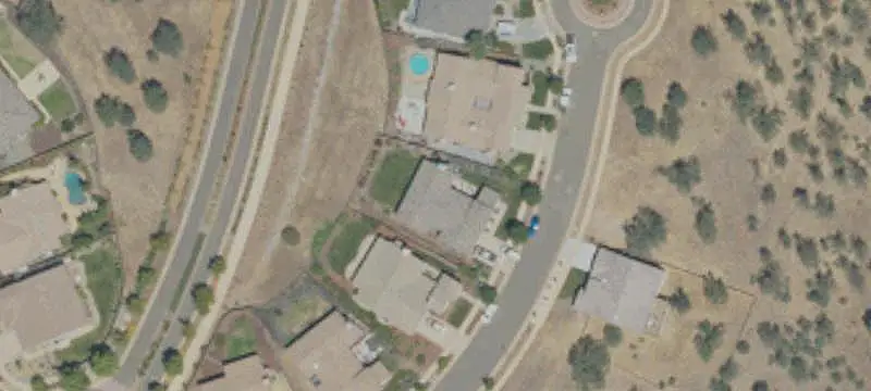 Lots/Land / Acres