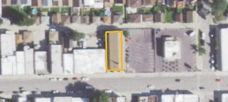 Retail Storefront in Strip Center