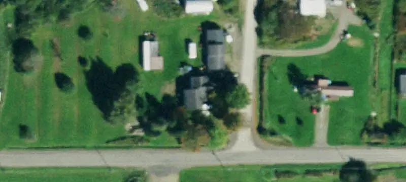 Land / Cabin