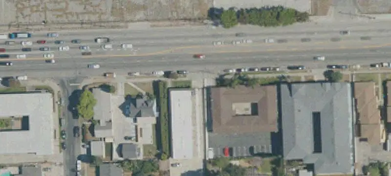 10-Unit Apartment Building