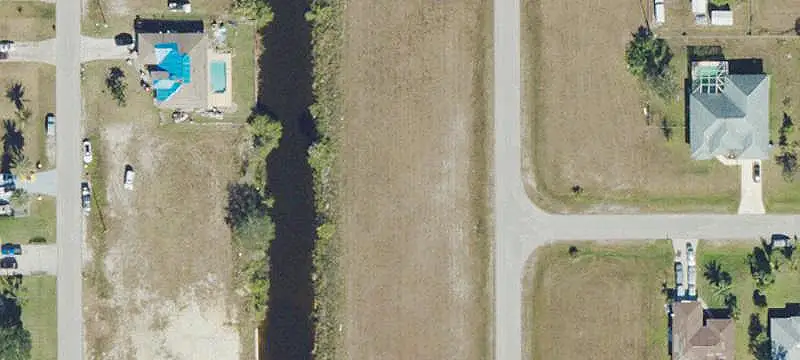 1500 Northeast 19th Place, Cape Coral, FL 33909