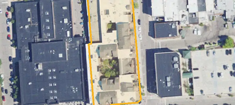 Ground-Floor Mixed-Use Suite