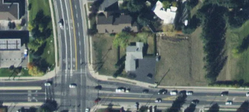 Mixed-Use Property with Bonus Room