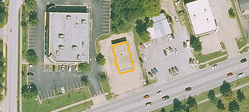 Freestanding Restaurant Building