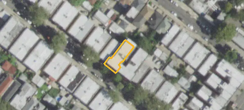 12-Unit Brick Apartment Building