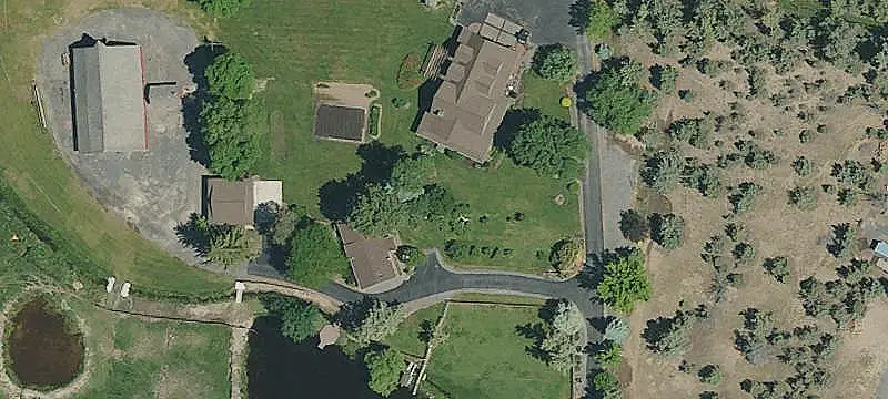 Oregon Farm with Irrigated Pastures