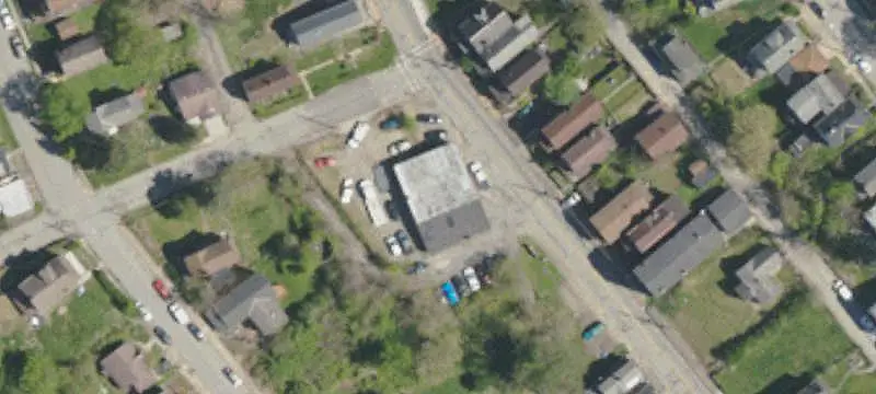 Automotive Service and Towing Facility