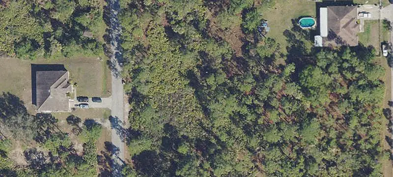 2112 Moore Avenue, Alva, FL 33920