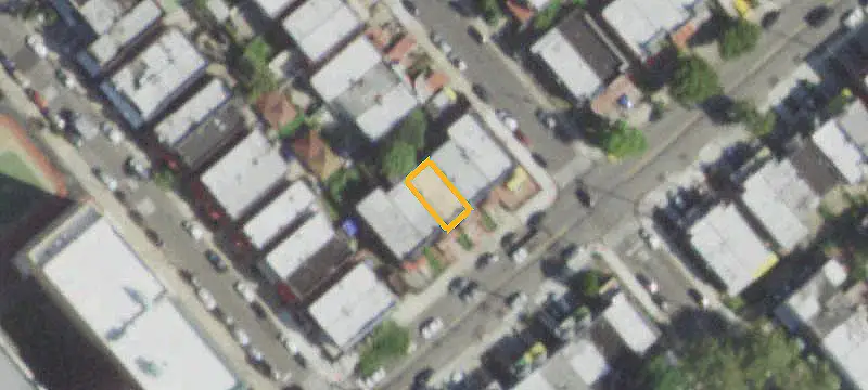 Renovated Duplex with Private Parking