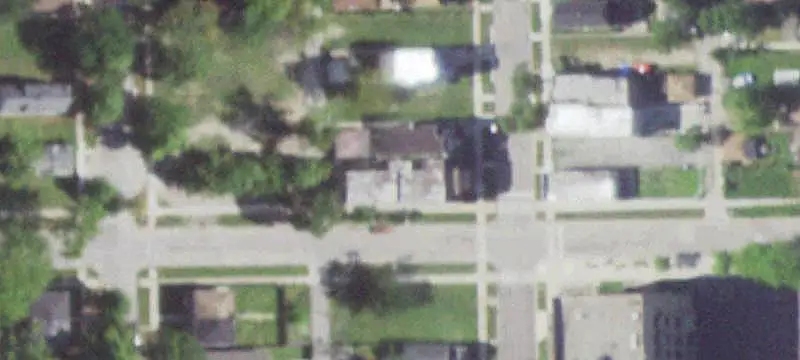 All-Brick 6-Unit Apartment Building