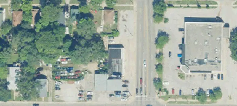 Open-Layout Flex Space