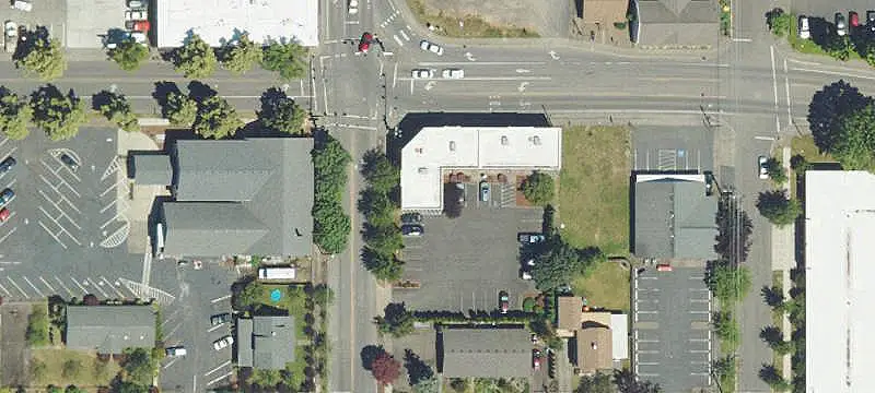 Ground-Level Flex Space
