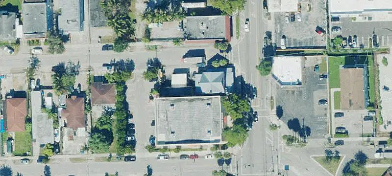 Three-Level Grocery Store