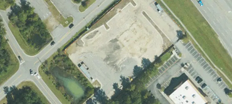 Signalized Commercial Land