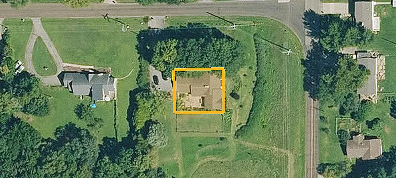 LAND / Acreage/ 10-20 Acres