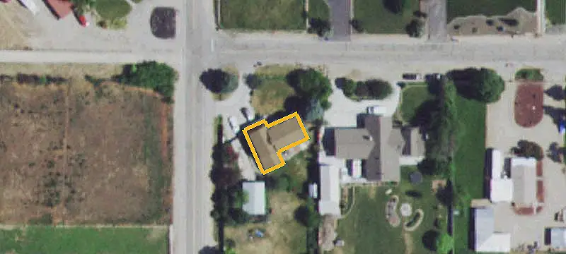 Commercial Land with Storage Plans