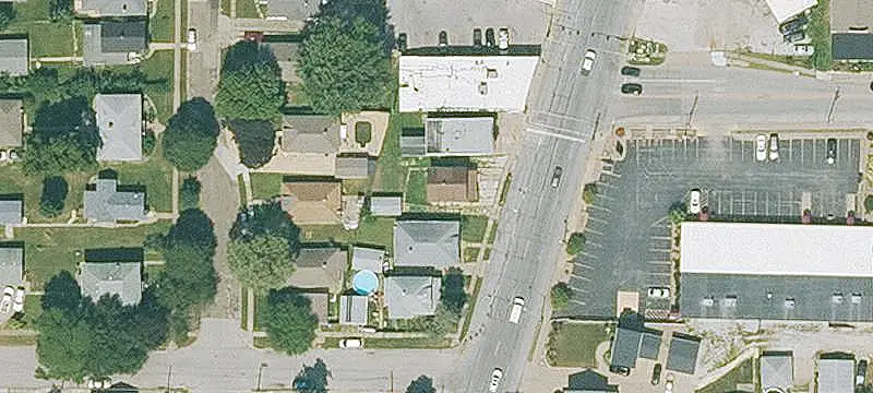Mixed-Use Property with Apartment