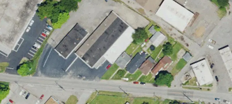 Fenced Two-Building Flex Space