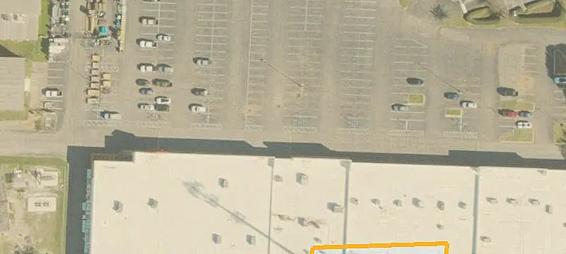 Anchored Shopping Center