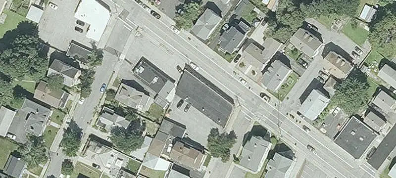 Mixed-Use Property with Restaurant