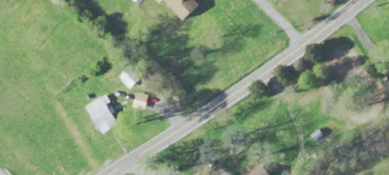 Multi-Building Auto Shop Property