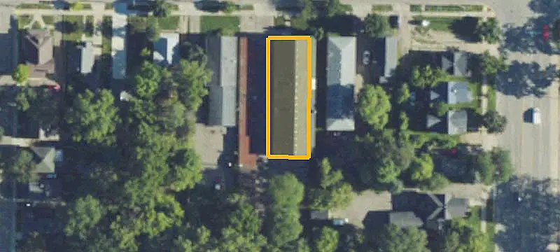 30-Unit Apartment Buildings