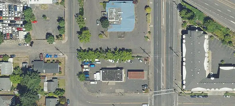 Freestanding Restaurant Building