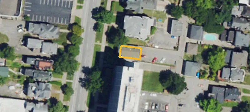 12-Unit Brick Studio Apartment Building