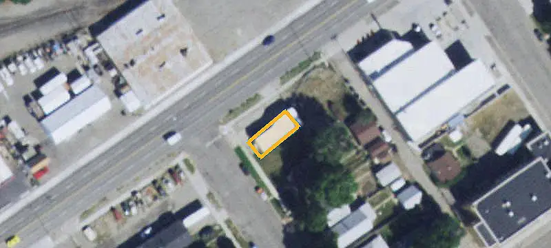 Warehouse with Overhead Door