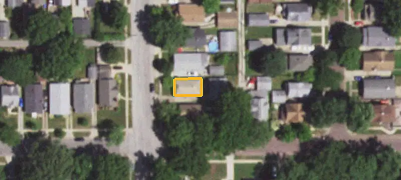 Mixed-Use Property with Basement