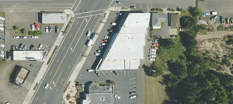 Mixed-Use Building with Flexible Layout